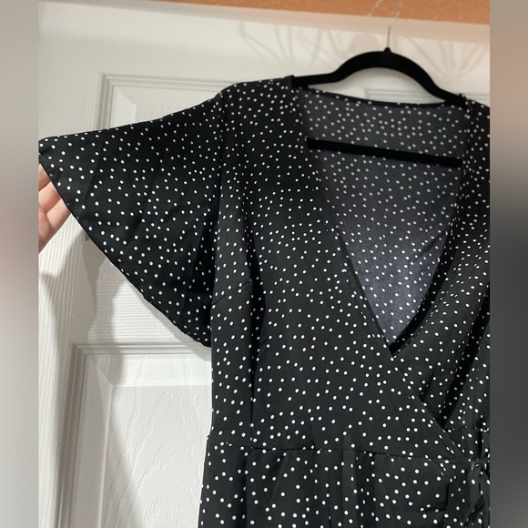 Floral Wrap dress - Picture 3 of 7